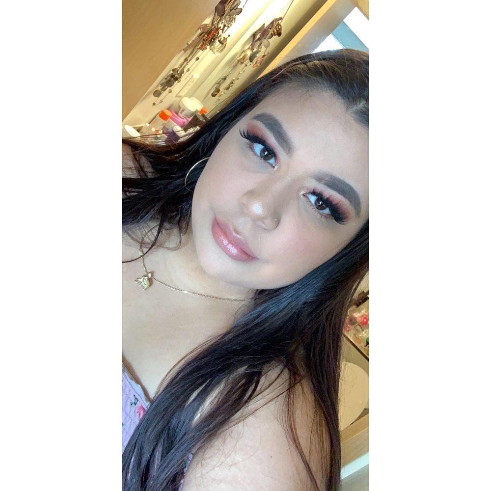 Meet your Posher, Zaida